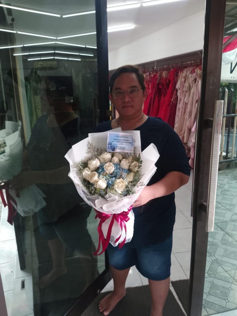 karangan bunga semarang - raja florist semarang