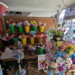 bunga artificial Semarang, toko bunga Semarang, standing flower akrilik, bunga hias tahan lama, florist modern Semarang, flower box artificial