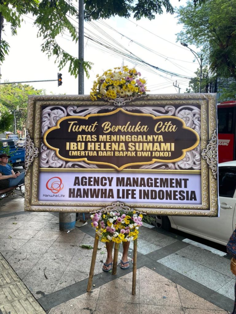 Bunga papan printing duka cita Semarang yang mewah dan elegan dengan desain 3 dimensi. pembuatan hanya 1 jam