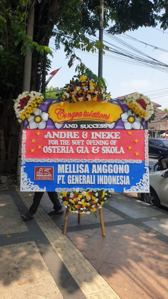 Temukan 5 bunga papan terlaris dari Raja Florist Semarang. Desain elegan, bahan premium, dan bisa custom sesuai acara. Pilihan terbaik untuk karangan bunga Semarang yang berkesan.